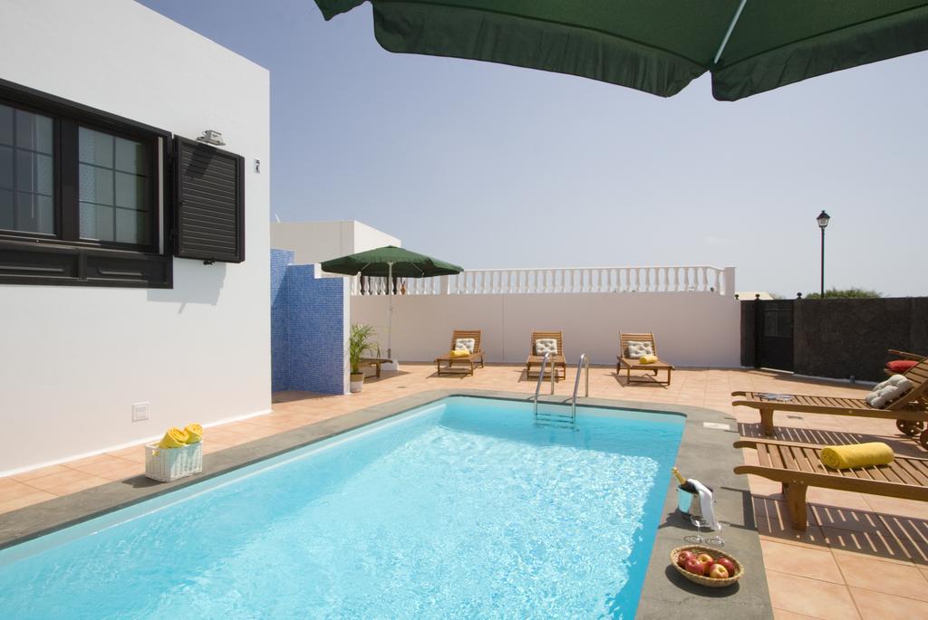Grand Villa Famara Puerto Del Carmen Puerto del Carmen  Kamer foto